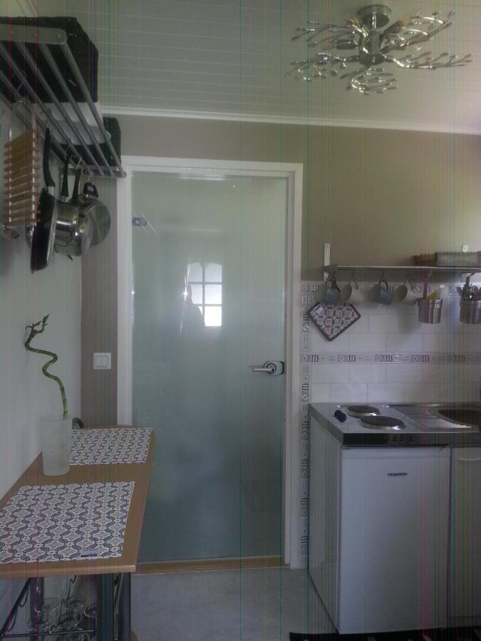 Poppelstrand Nuuksio, Pet Friendly Guest Apartment Екстериор снимка