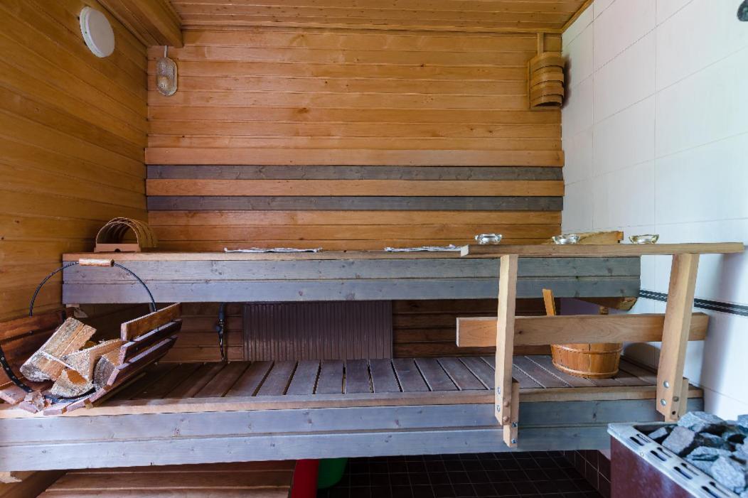 Poppelstrand Nuuksio, Pet Friendly Guest Apartment Екстериор снимка
