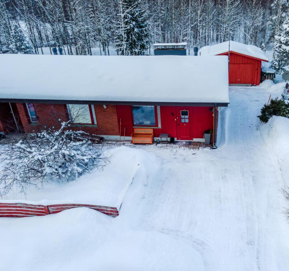 Poppelstrand Nuuksio, Pet Friendly Guest Apartment Екстериор снимка